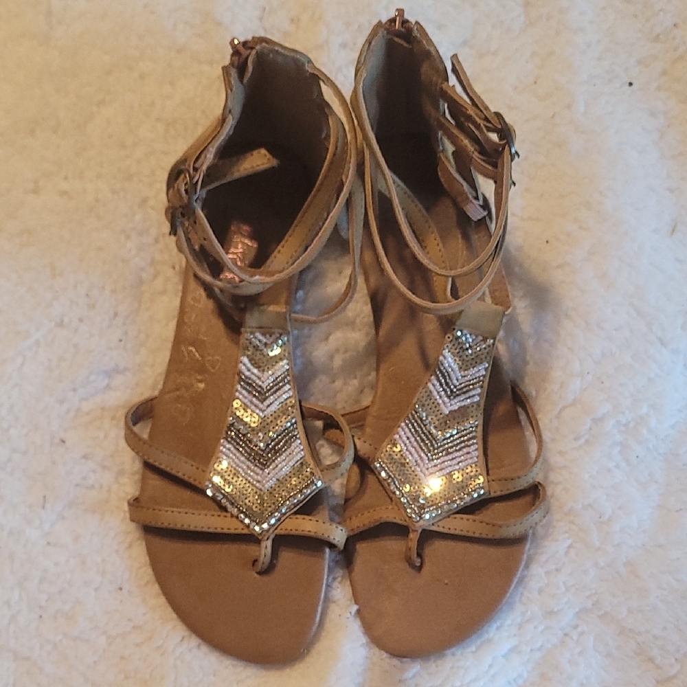 Stylish Tan Sandals with Gold Accents